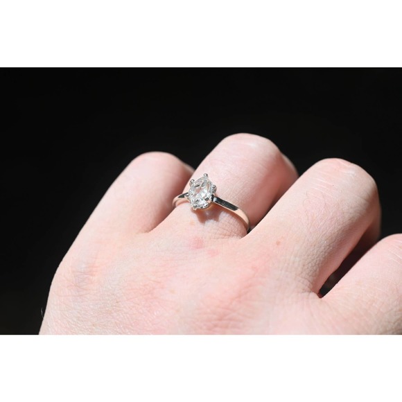 Tear drop engagement ring, crystal ring, - Picture 4 of 10